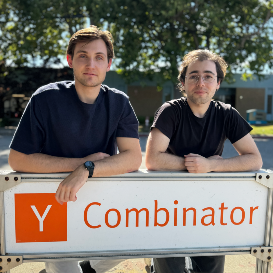 مؤسسا Thunder Compute، Carl Peterson وBrian Model، في Y Combinator